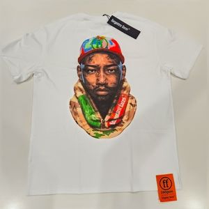 FORGOTTEN FACES | Street Camouflage Oversize Theme | Mens Size Large | White Tee